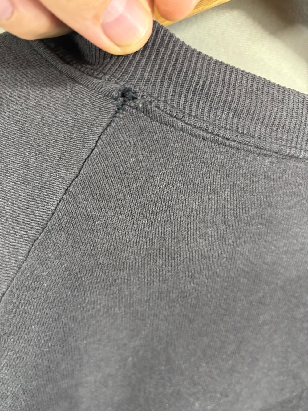 Vintage Fruit Of The Loom Crew Neck Sweatshirt Washed Black Size Large Retro - Picture 8 of 8